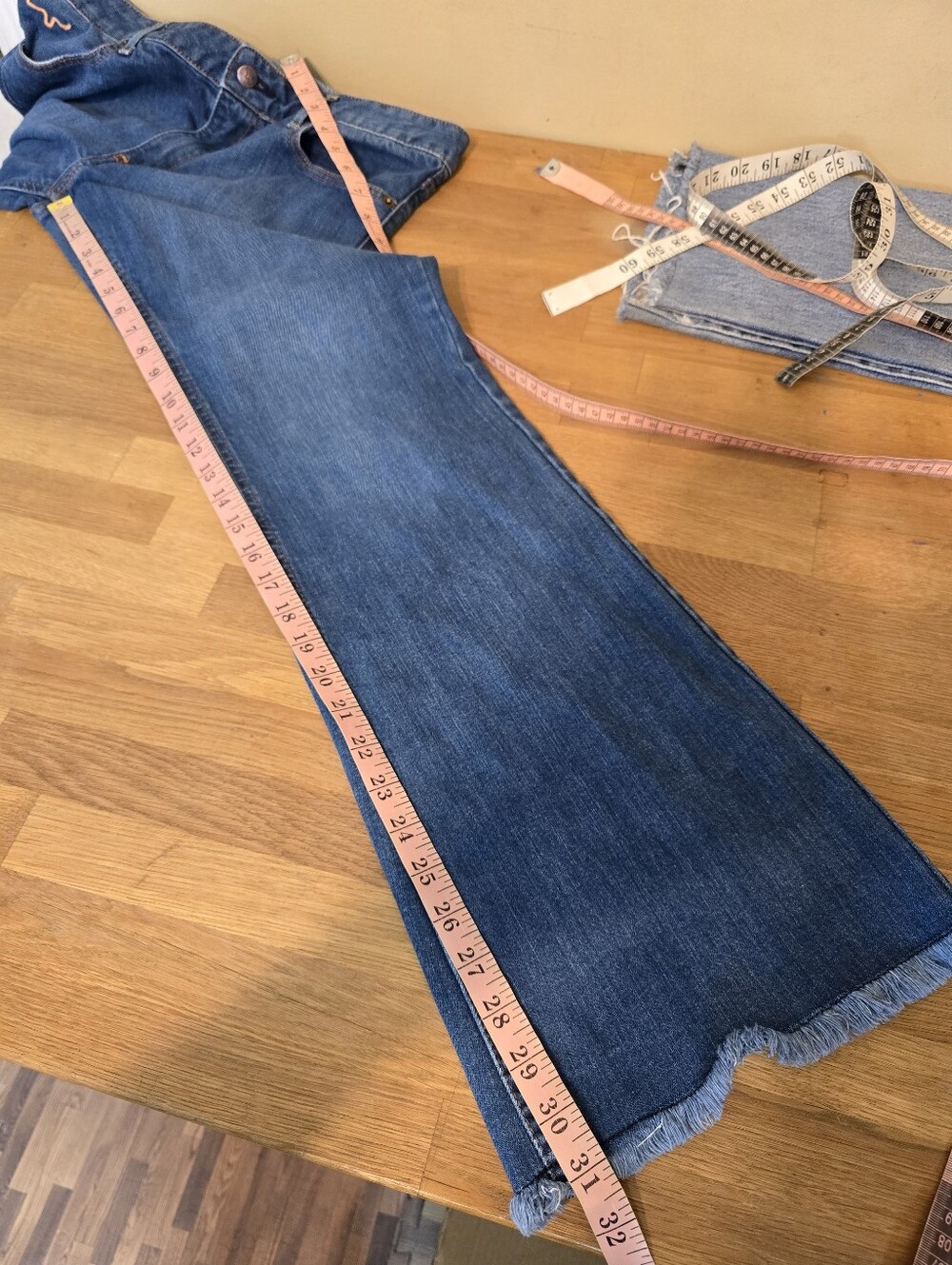 Kimes Ranch Lola Jeans Women's 12/32 Bootcut Flare Raw Fray Hem Made In USA - Picture 14 of 16